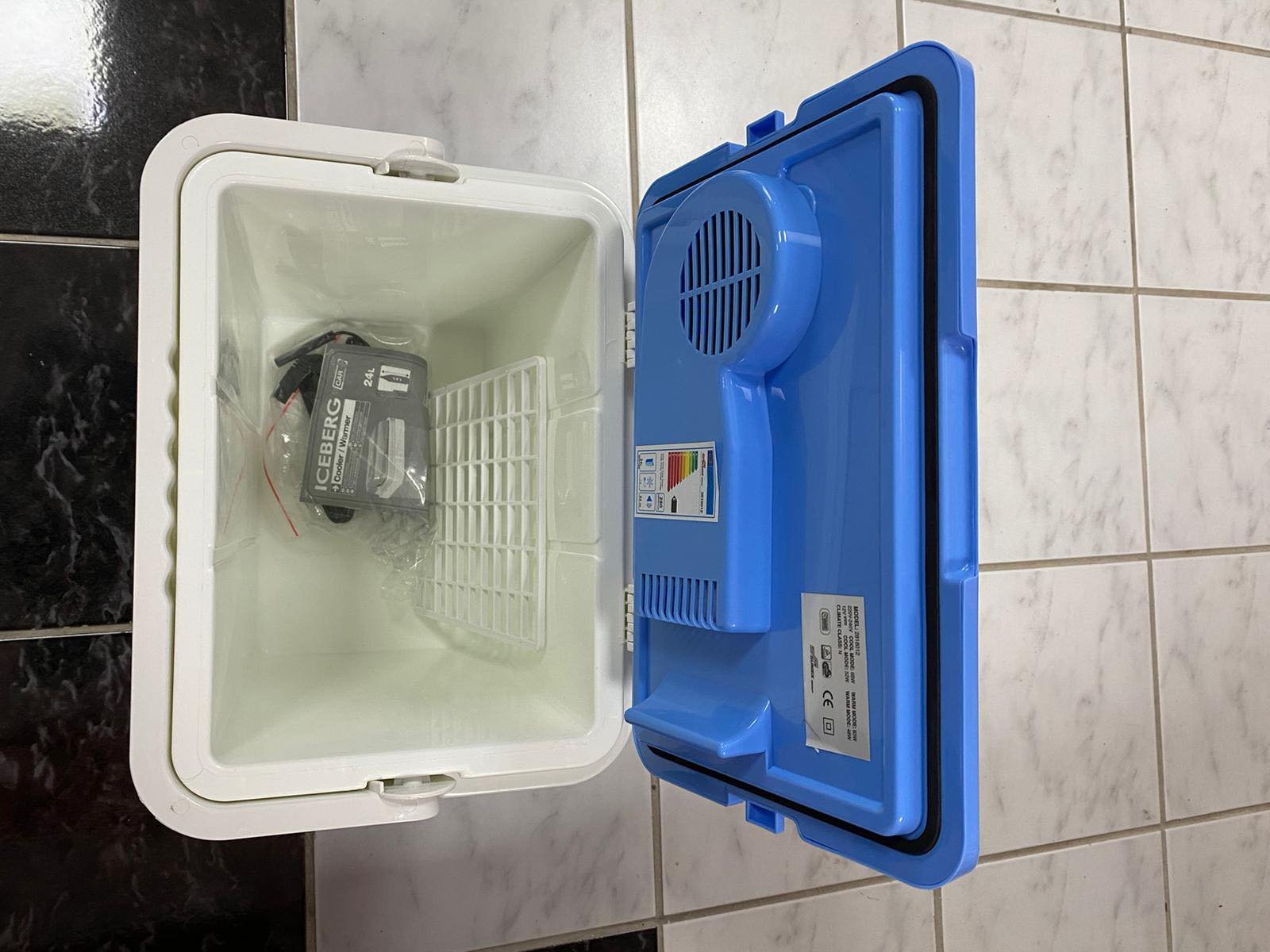 Frižider za Kola | 12V - 230V - 24L - Slika 4