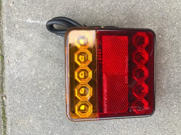 Štop Lampa Za Prikolicu LED Kocka E11