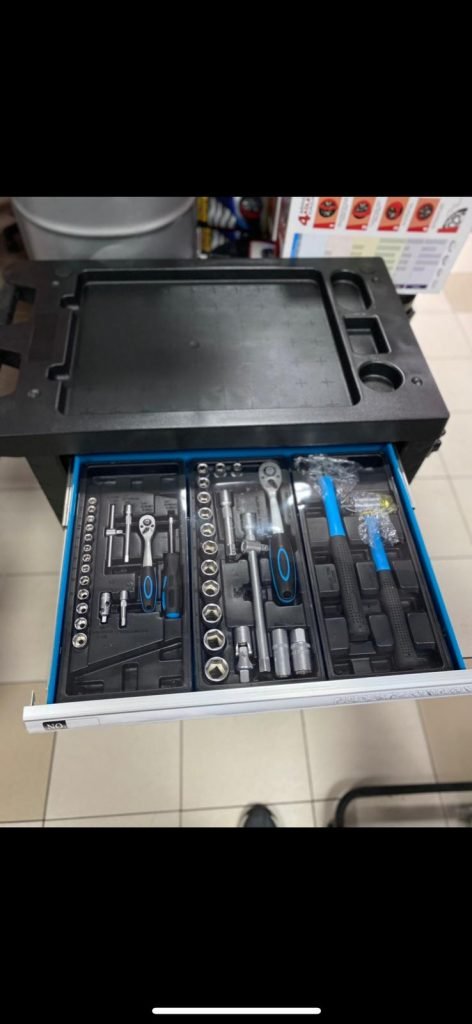 Auto Oprema - Alat i Oprema