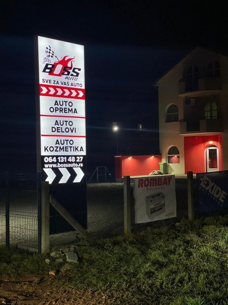 Boss Auto - Auto Oprema i Auto Kozmetika - Nova Radnja u Futogu - Ratkapne, Patosnice, Akumulatori, LED Sijalice, Krovni Koferi, Nosači.